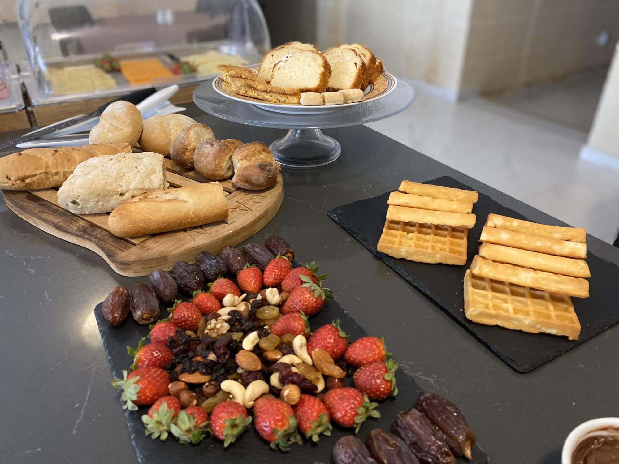 Bed and Breakfast Fiftyfour West Boutique Living à Għarb Extérieur photo
